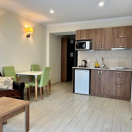 Batumi Orbi Beach Tower Zewnętrze zdjęcie