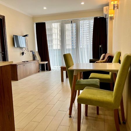 Batumi Orbi Beach Tower Zewnętrze zdjęcie
