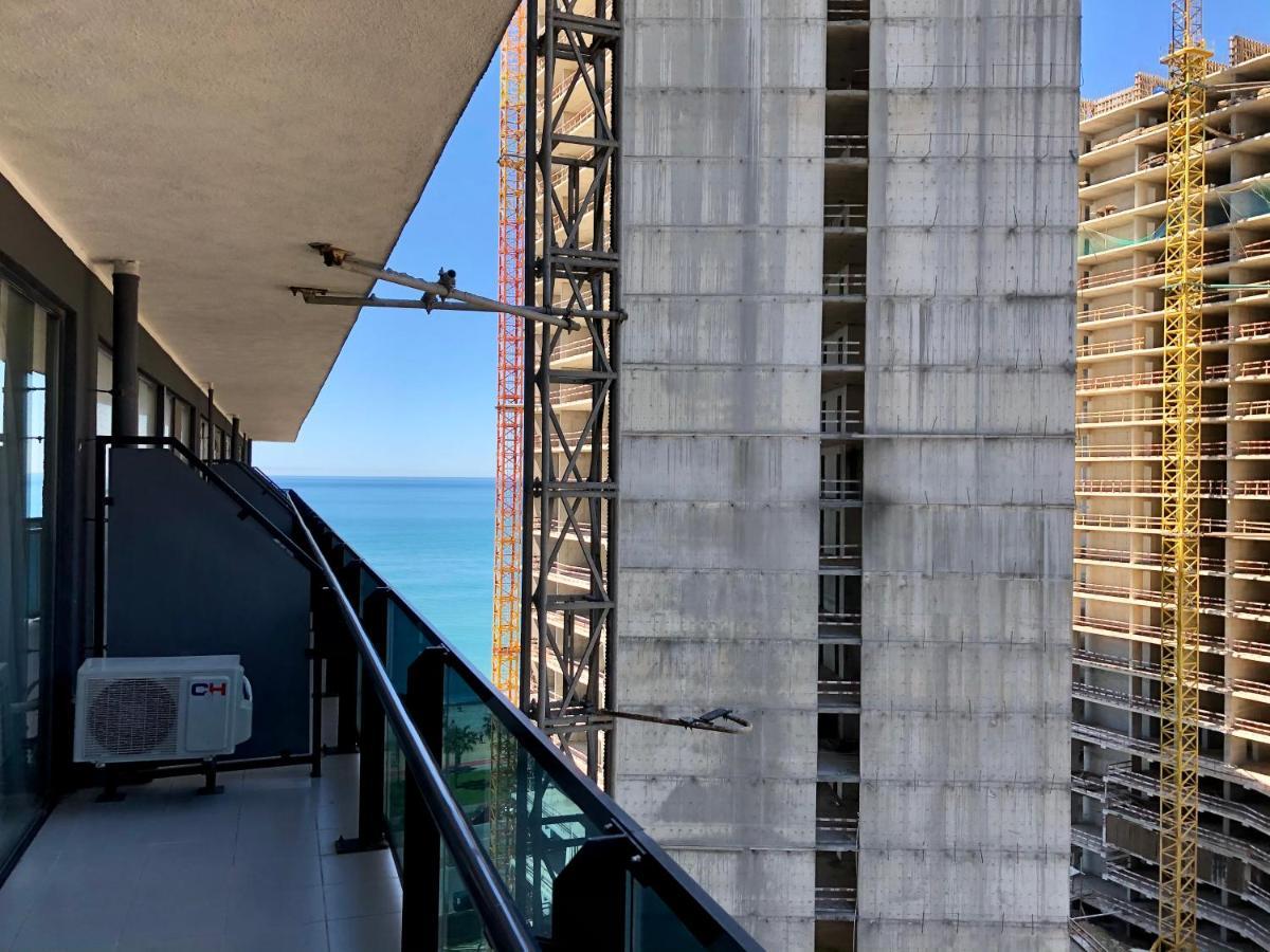 Batumi Orbi Beach Tower Zewnętrze zdjęcie